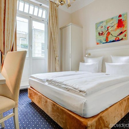Hotel Fuerst Bismarck Hambourg Extérieur photo