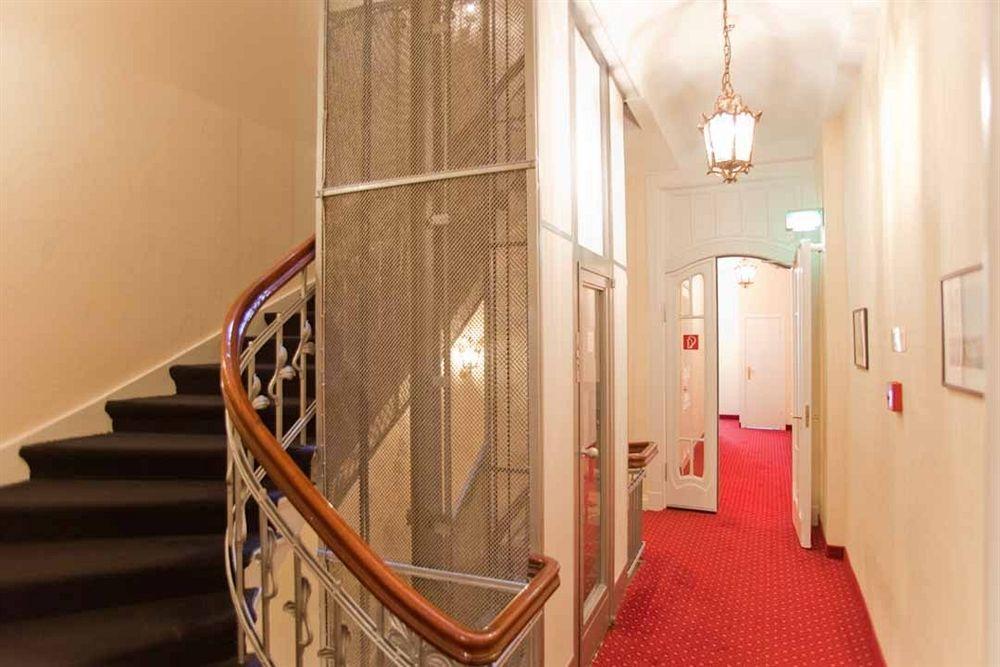 Hotel Fuerst Bismarck Hambourg Extérieur photo