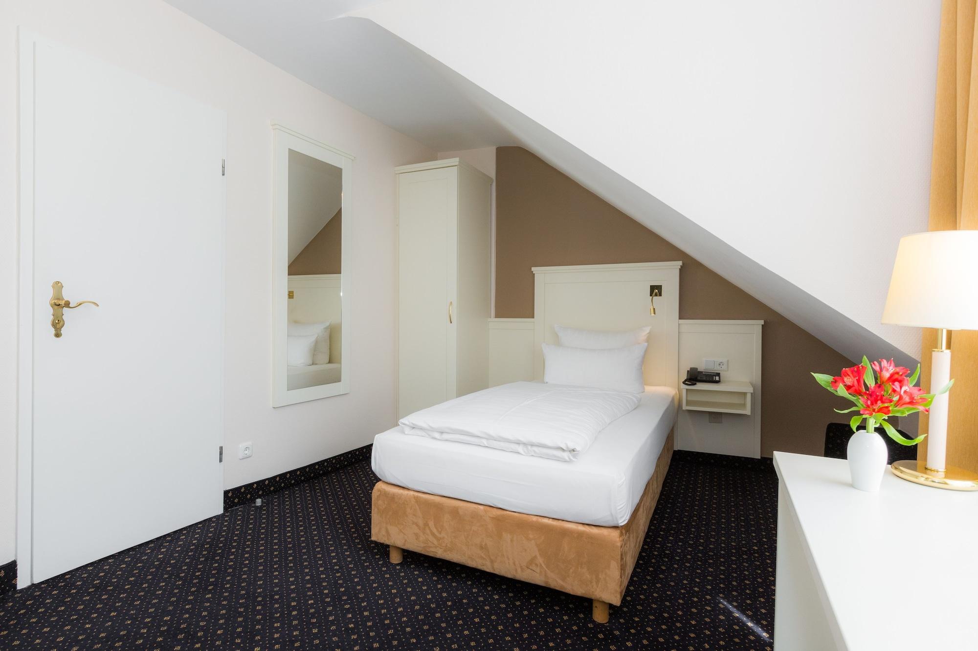Hotel Fuerst Bismarck Hambourg Extérieur photo
