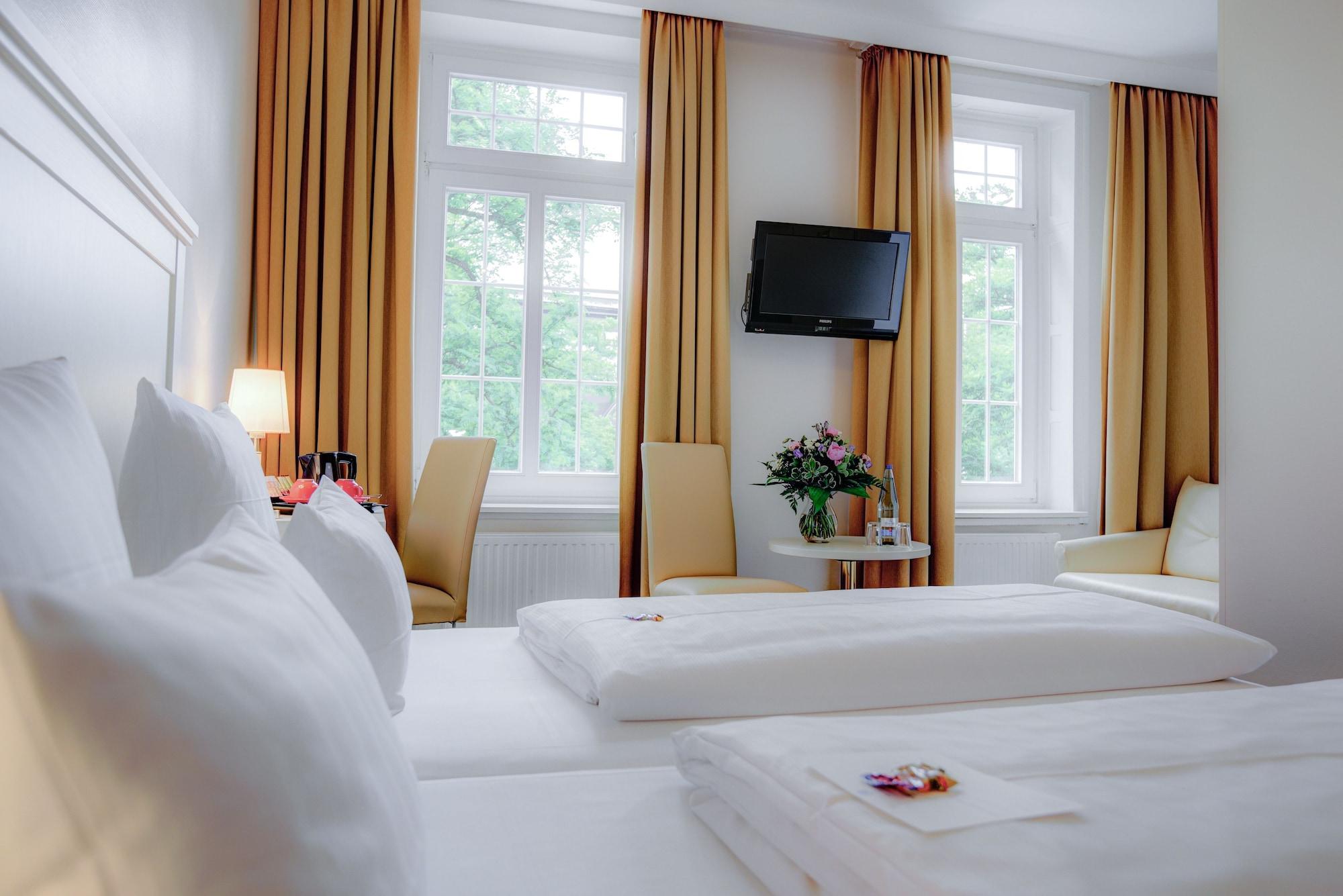 Hotel Fuerst Bismarck Hambourg Extérieur photo
